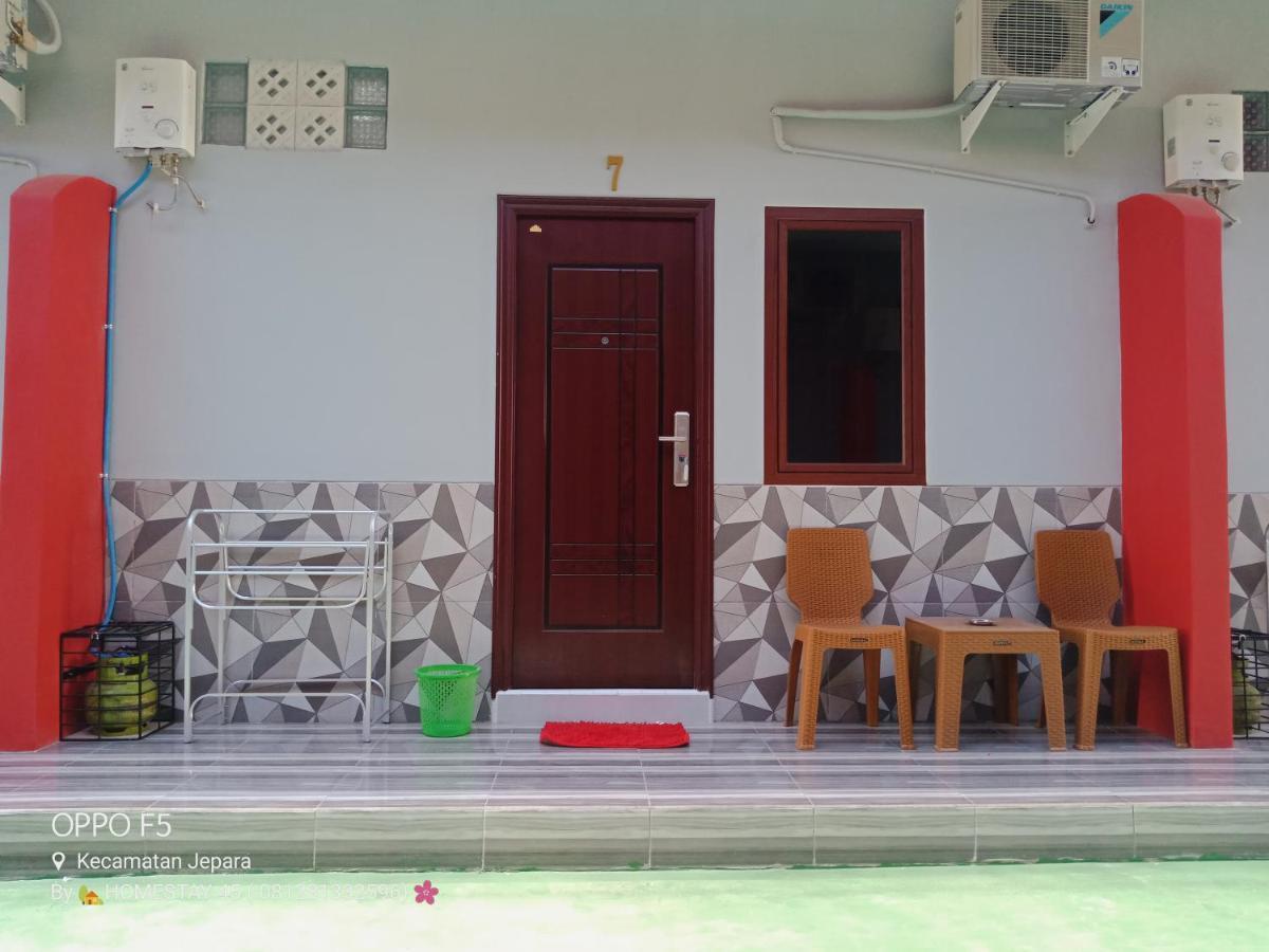 Homestay Premium 45 Jepara Buitenkant foto